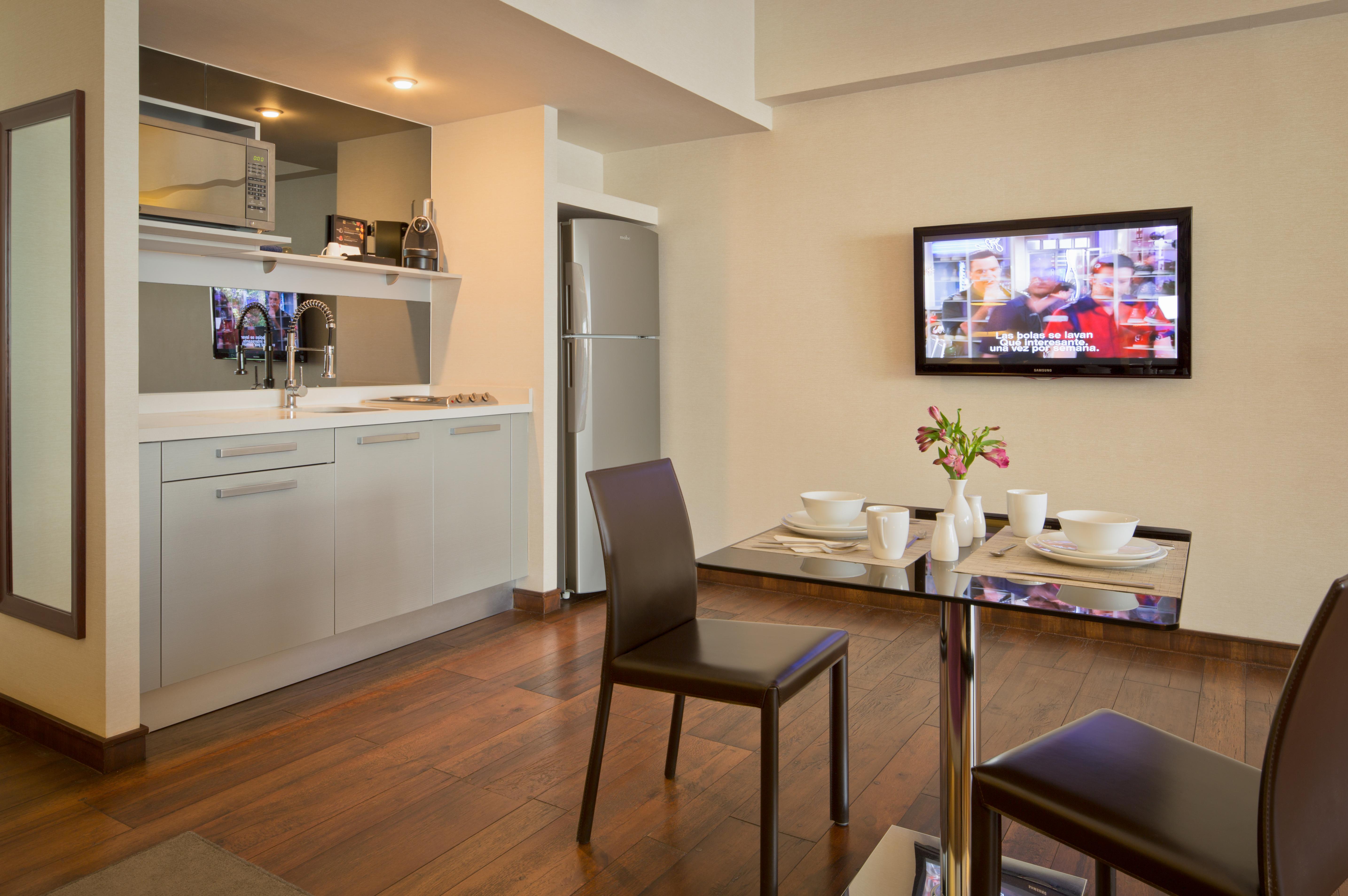 Las Suites Campos Eliseos Mexico City Luaran gambar