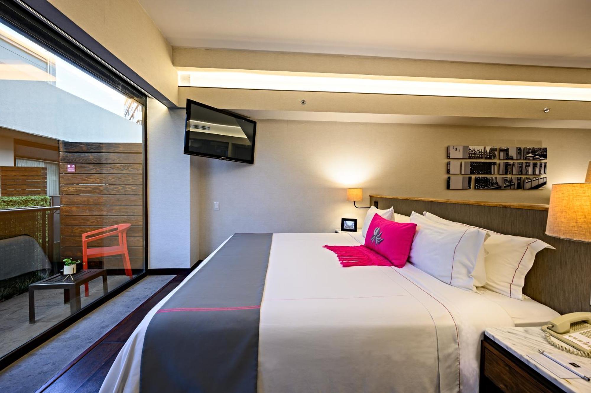 Las Suites Campos Eliseos Mexico City Luaran gambar