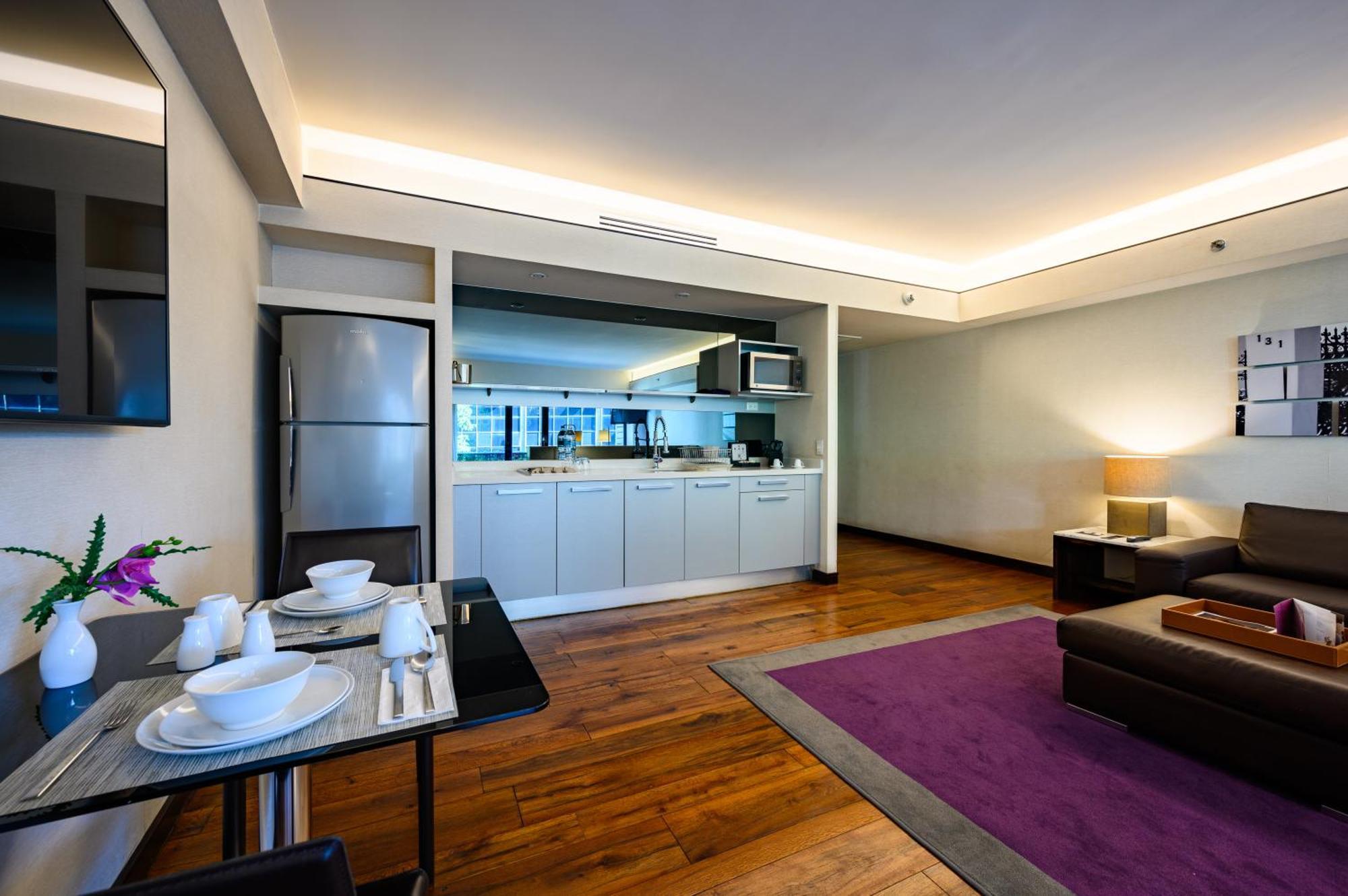 Las Suites Campos Eliseos Mexico City Luaran gambar