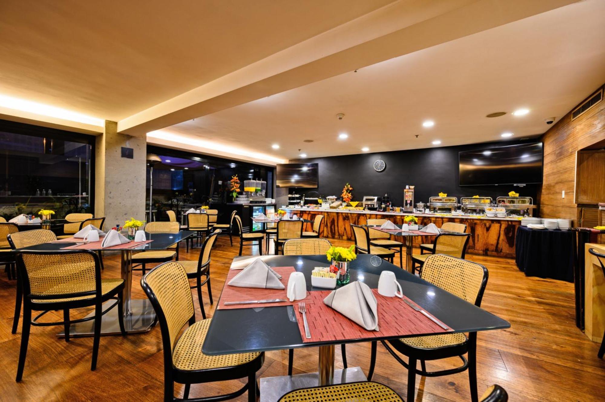 Las Suites Campos Eliseos Mexico City Luaran gambar
