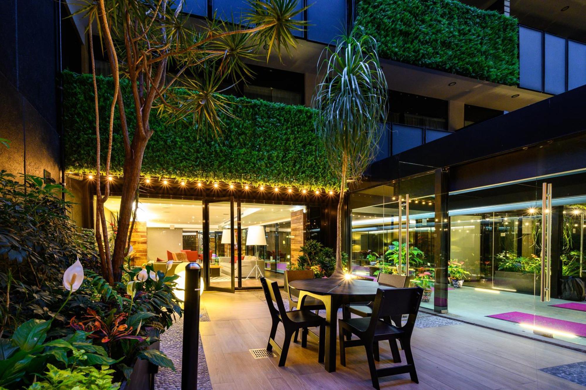 Las Suites Campos Eliseos Mexico City Luaran gambar